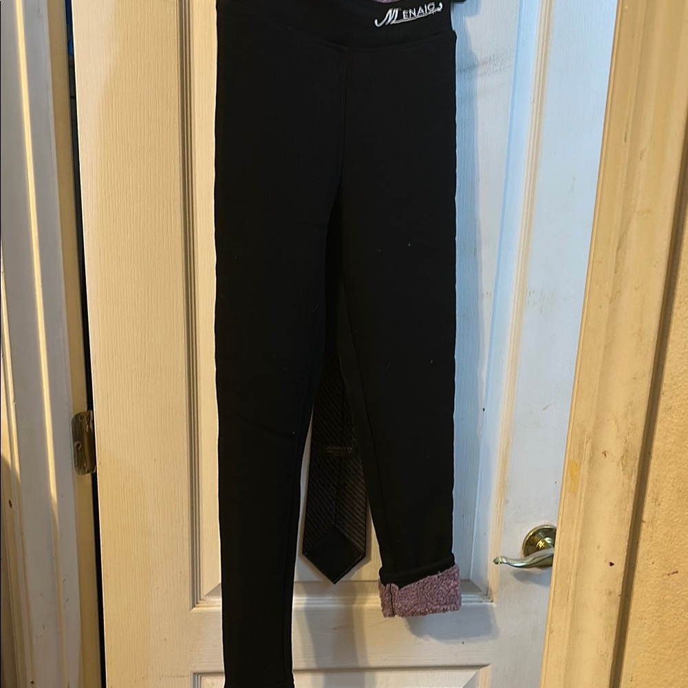 Black and Purple Leggings Full-Length Stretchy Fit
